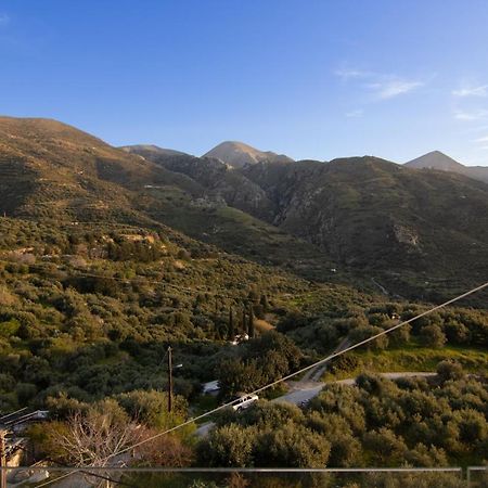 The Mountain House - Authentic Cretan Hideaway - Breathtaking And Nature Views Tourloti Exterior foto