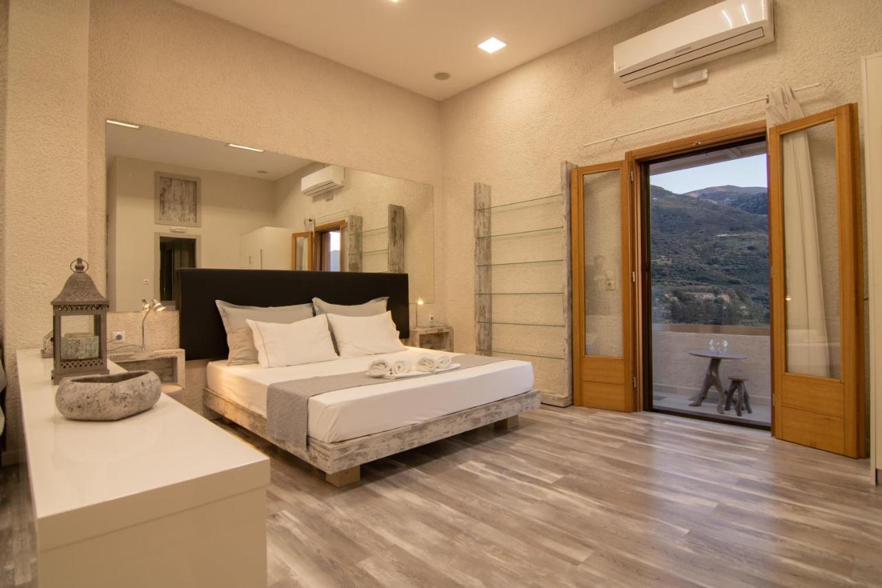 The Mountain House - Authentic Cretan Hideaway - Breathtaking And Nature Views Tourloti Exterior foto