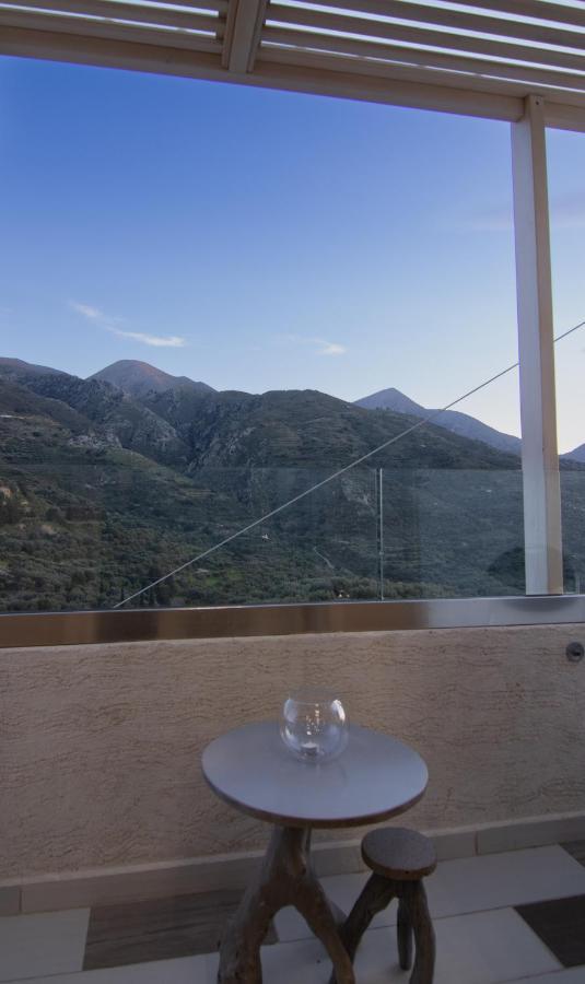 The Mountain House - Authentic Cretan Hideaway - Breathtaking And Nature Views Tourloti Exterior foto